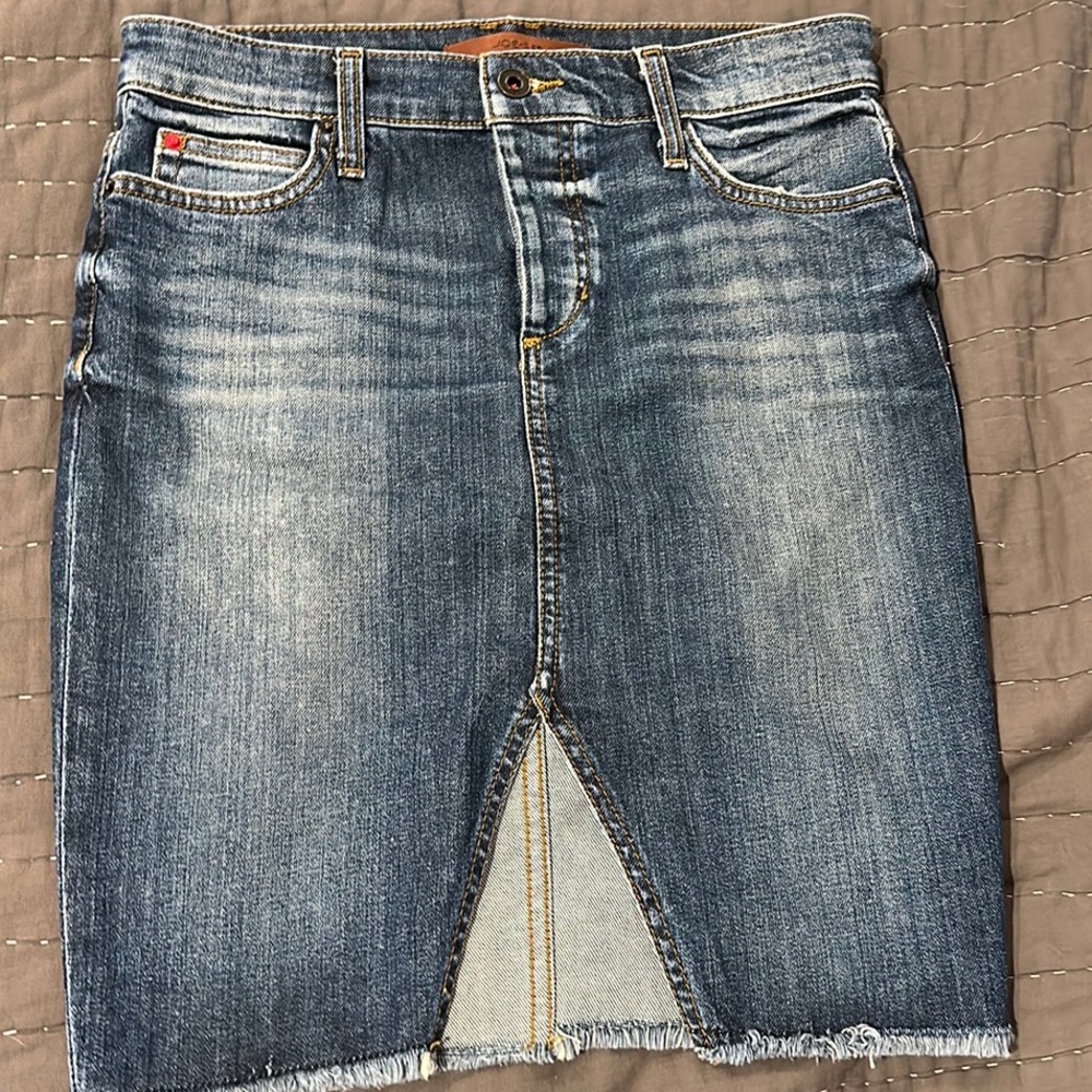 Joes jeans Denim Pencil Skirt with front slit Women’s Size W26